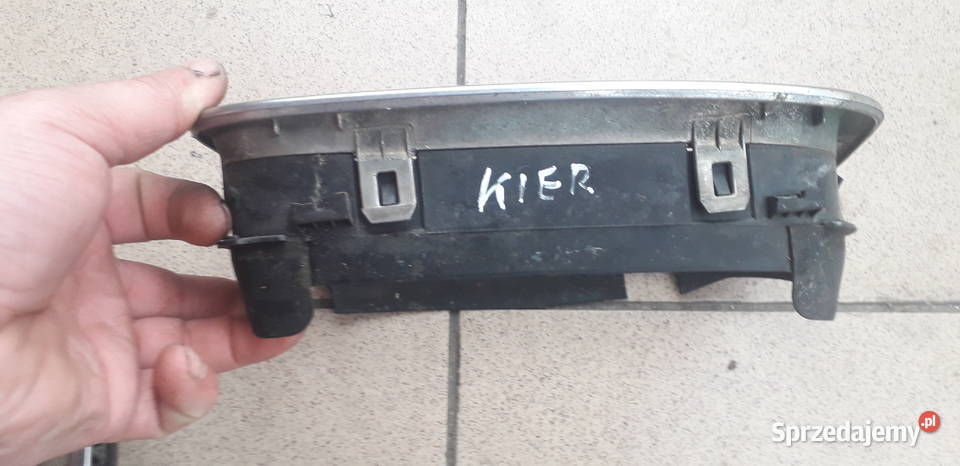 Nerki atrapy BMW E46 KOMBI PRZEDLIFTWYSYŁKA Rok produkcji 2001 sprzedam