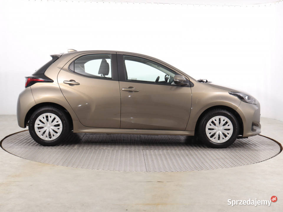 Toyota Yaris 15 VVTi Hybrid Katowice