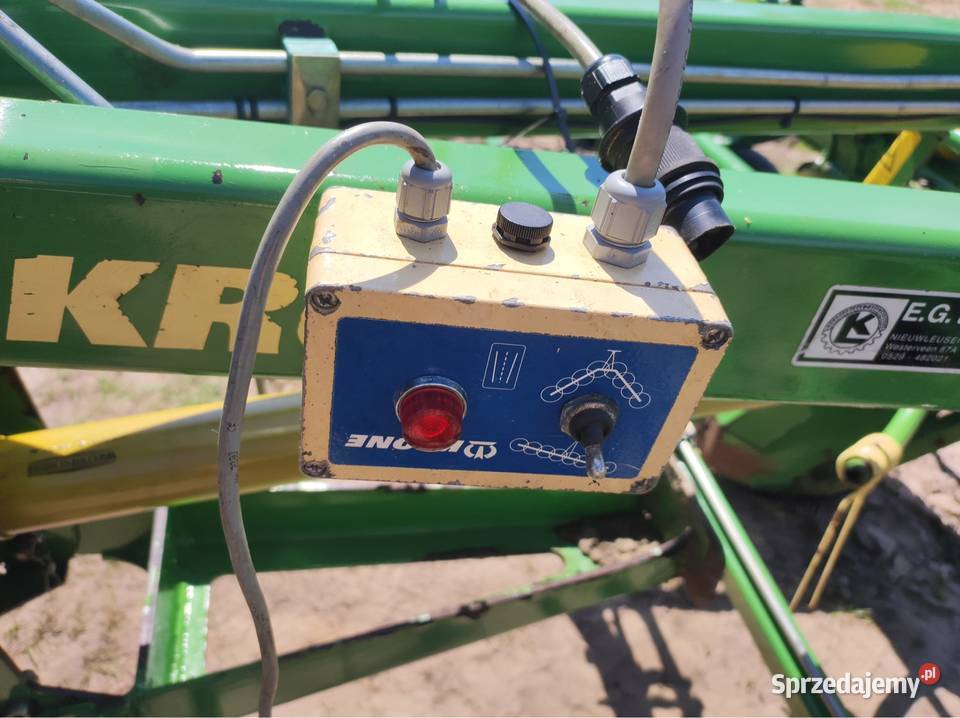 Przetrząsacz karuzelowy 105 m Krone KW Myszyniec sprzedam