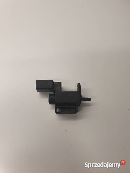 CZUJNIK CIŚNIENIA AUDI A4 B8 A5 A8 037906283C osobowe Przystajń