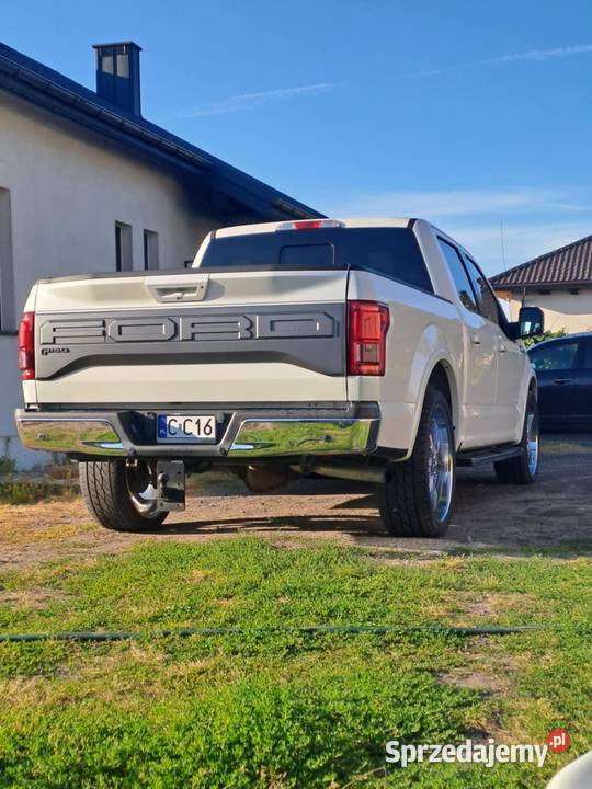 Ford F 150 Lariat Biała Perłą Bezwypadkowy