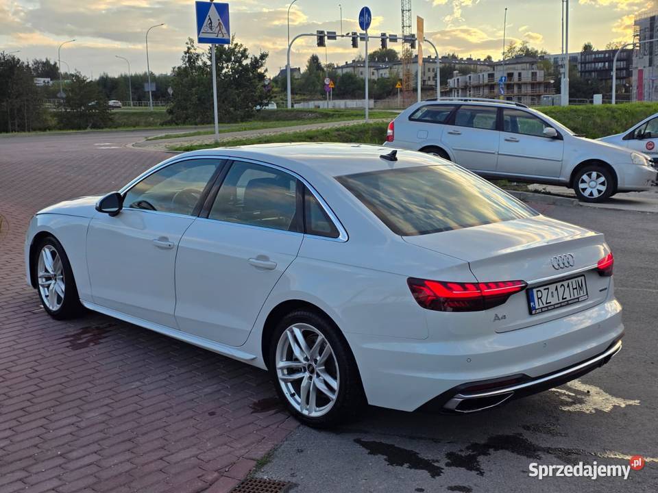 Audi A4 Sline Premium Plus 45 TFSI Quattro nieuszkodzony