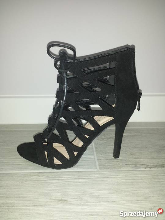 Szpilki wiązane black Leszno