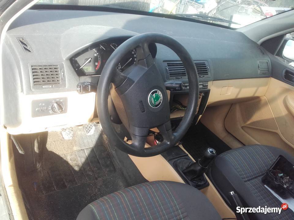 Skoda Fabia deska rozdzielcza poduszki pasy sprzedam