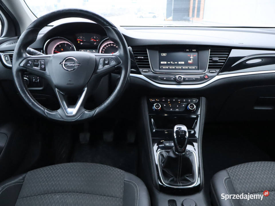 Opel Astra 16 CDTI ASR (kontrola trakcji) Piaseczno