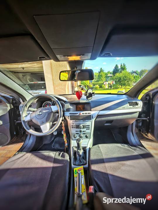 Opel Astra H GTC 18 Cosmo