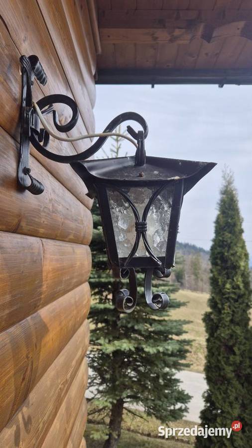 Kinkiet wiszący kuta lampa na taras lampa Wadowice