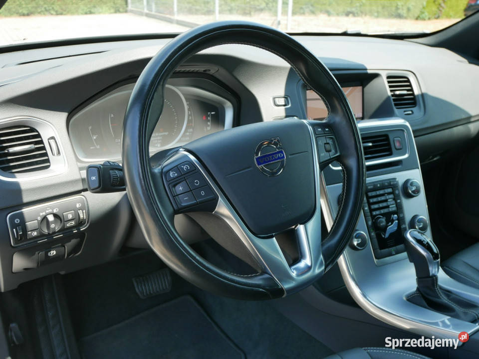 Volvo S60 FL 20 D2 120 Eu6 Kinetic Dynamic Rok produkcji 2018 Goczałkowice-Zdrój