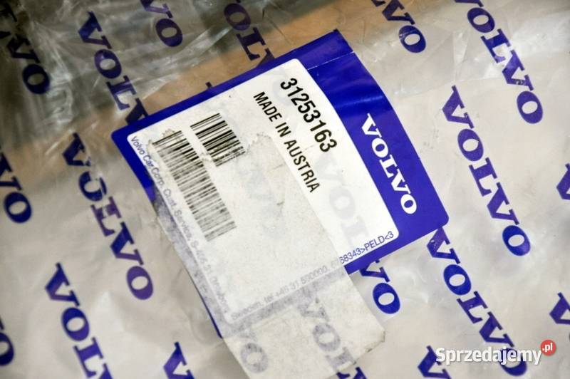 VOLVO XC60 mocowanie prawego progu RDesign OE Gadgety motoryzacyjne Bielany Wrocławskie