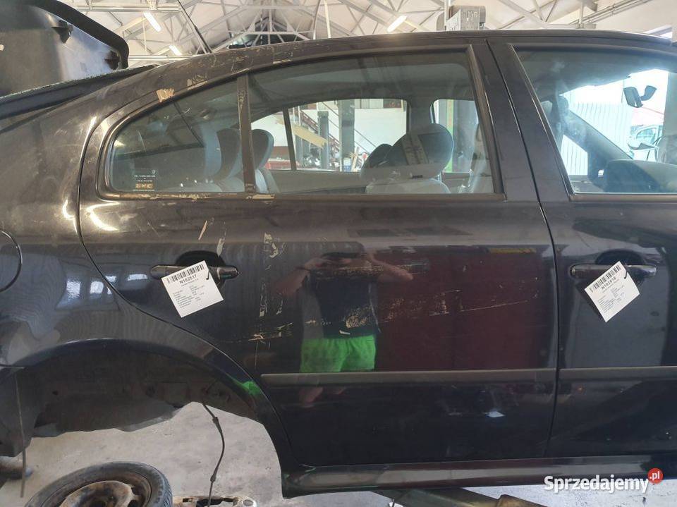DRZWI PRAWE TYŁ SKODA OCTAVIA I LIFT LF9R Lipno sprzedam