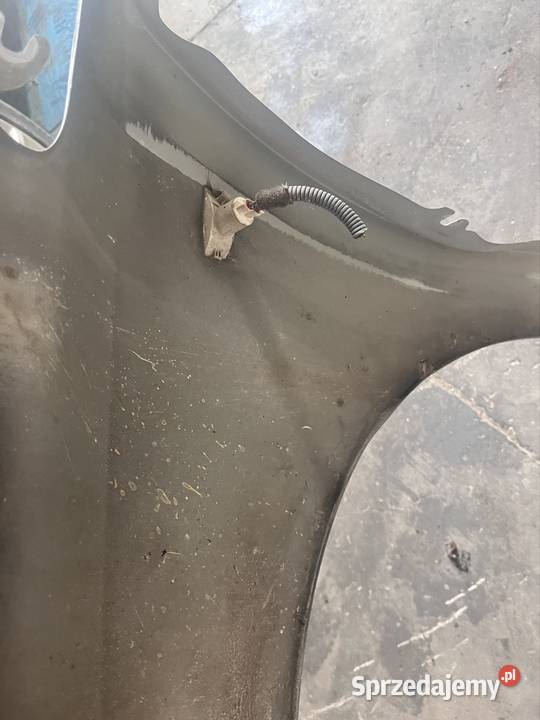 Błotnik prawy Opel Corsa d z20r Czarkowo