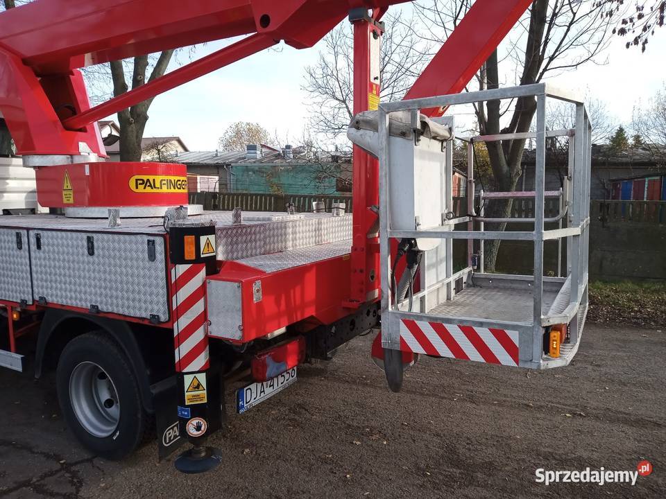 Bizon Palfinger TKA 28 KS 2009 Stan idealny Rok produkcji 2009 dolnośląskie Jawor sprzedam