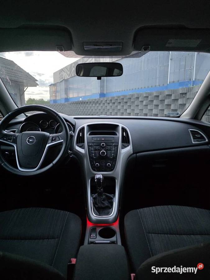 Opel Astra J 2011 diesel