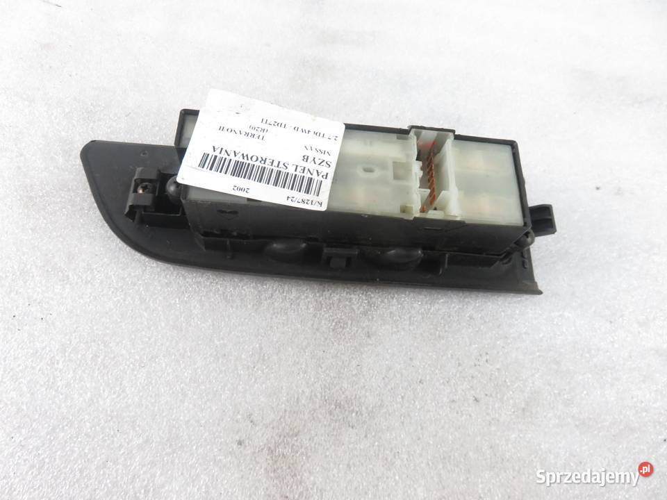 PANEL SZYB NISSAN TERRANO II R20 809612X800 osobowe