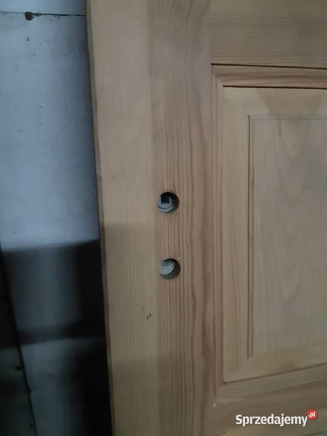 Drzwi drewniane wewnętrzne sosnowe skrzydło Łęczna
