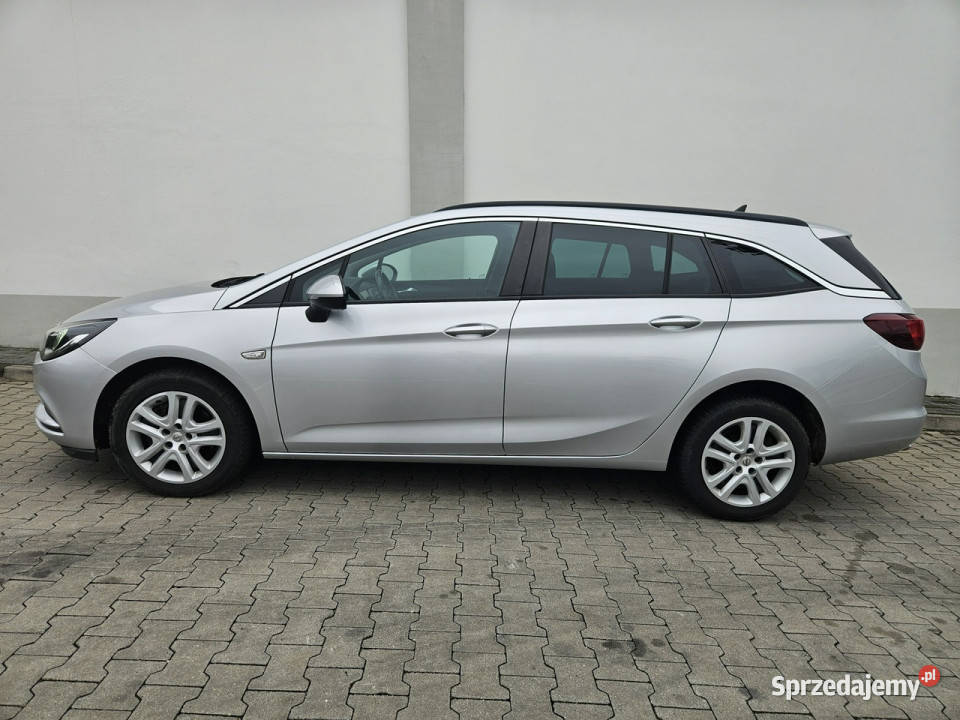 Opel Astra Ledy Nawigacja Serwis Bezwypadkowa K klimatyzacja Rybnik