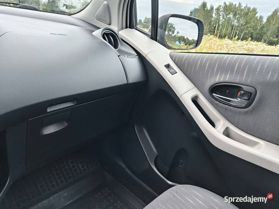 Toyota Yaris 133 automat mazowieckie Kopki sprzedam