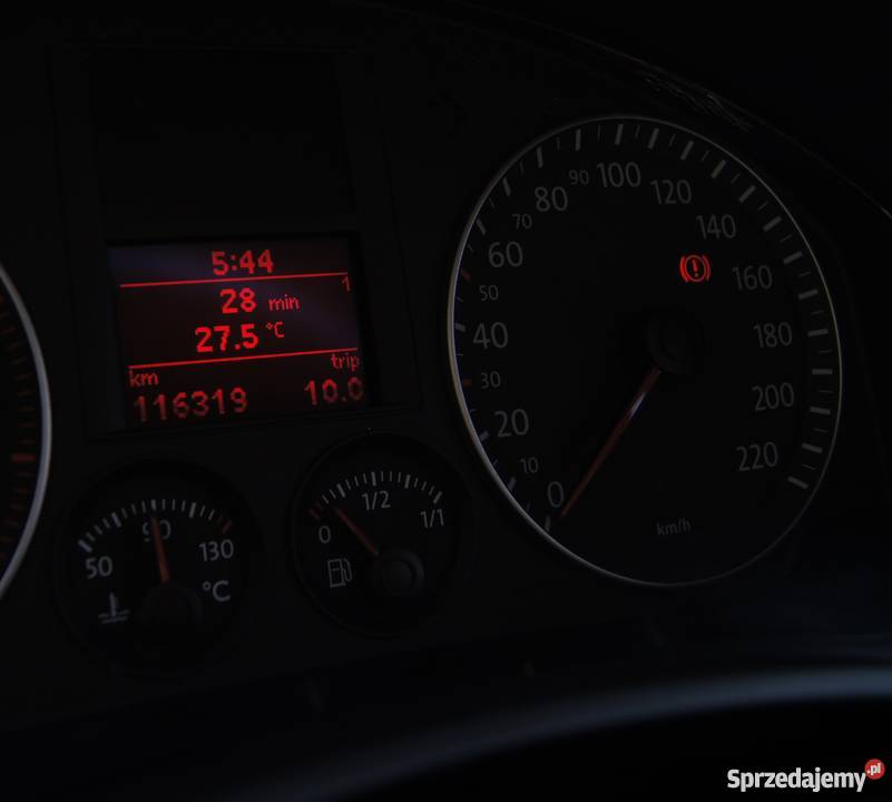 Volkswagen VW Golf V 14 FSI 2004 opłacony 1400cm3