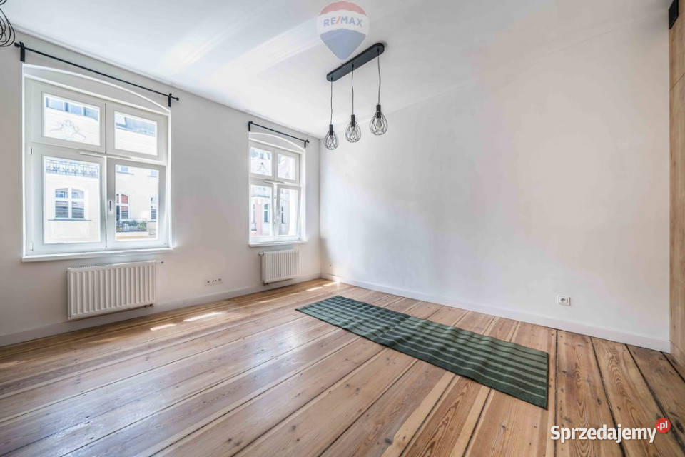 Ładna kawalerka kamienica winda Stare Miasto Poznań sprzedam