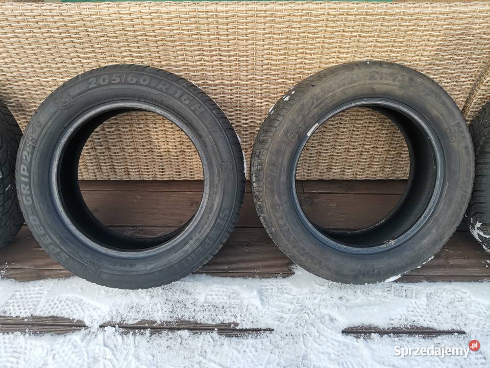 Opony 205 60 R16 zimowe Semperit speed grip 2