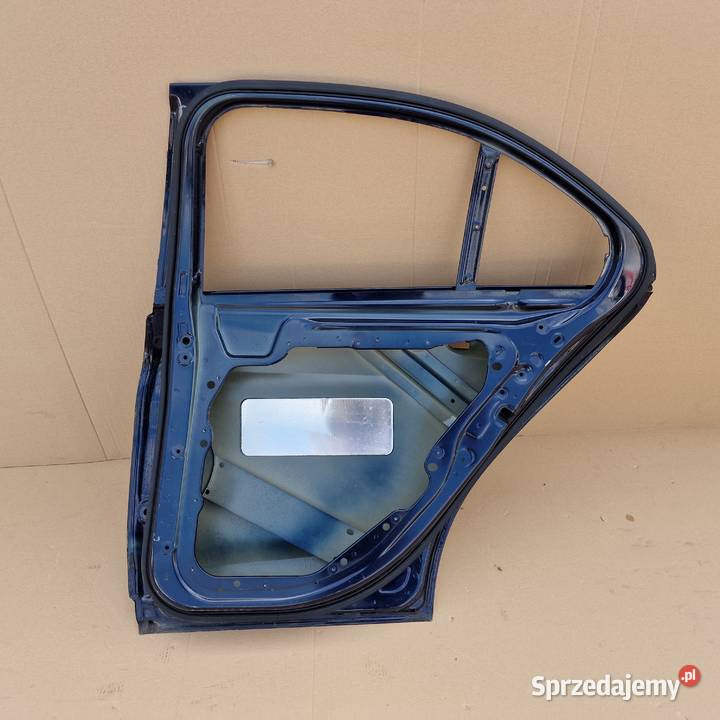 MERCEDES CKLASA W205 DRZWI PRAWY TYŁ PRAWE TYLNE osobowe lubuskie