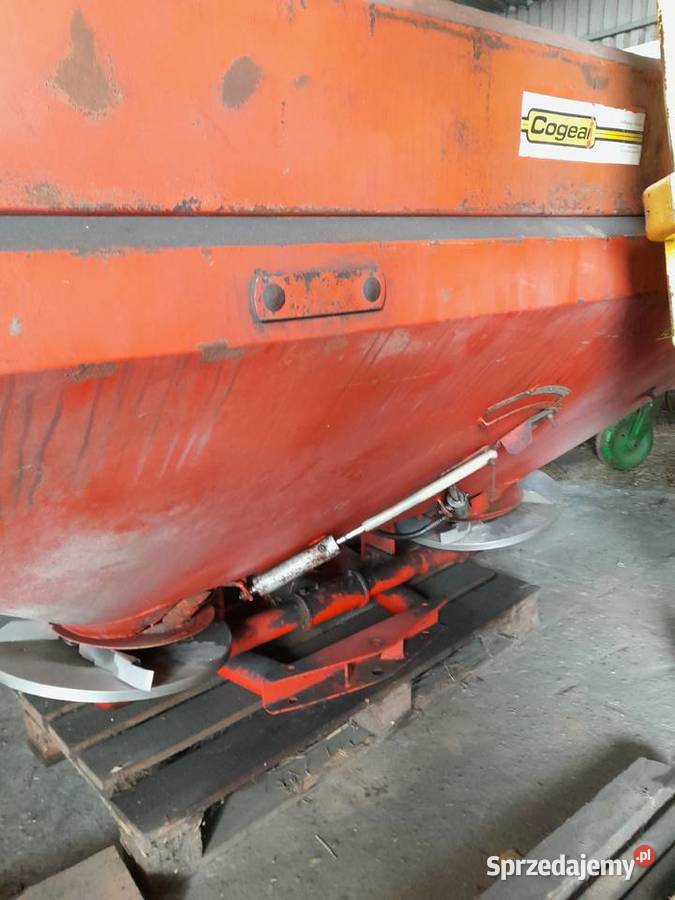 Rozsiewacz nawozów 15t mazowieckie Rytele-Olechny