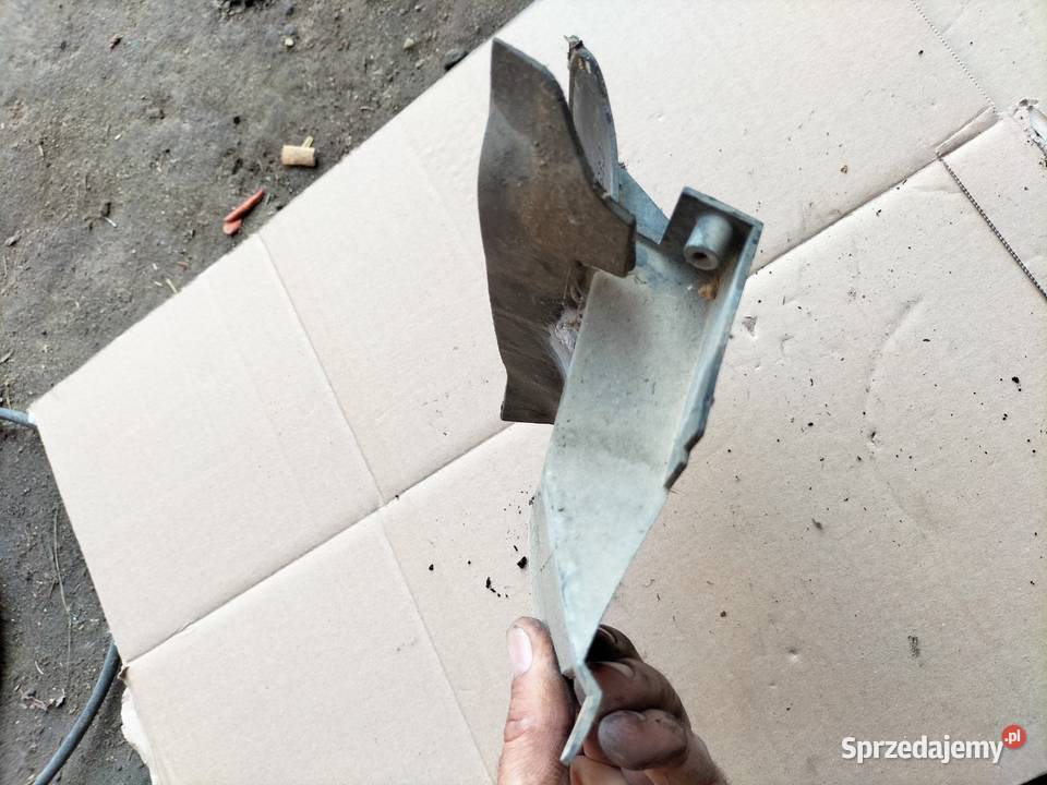 AUDI 80 B4 80B4 8A0805647 ŁAPACZ POWIETRZA lubelskie Kamień-Kolonia