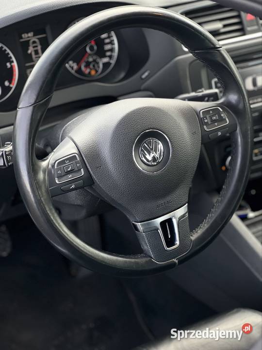 Volkswagen Jetta 16 TDI Highline 2011 226 Manual