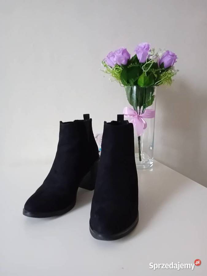 Botki Stradivarius mazowieckie Warszawa sprzedam