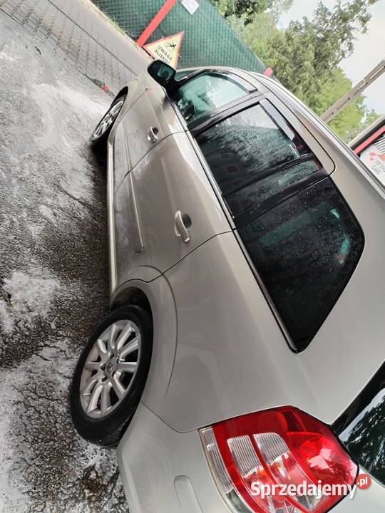 Sprzedam Opla zafire 18 Ben Gaz 2010 Warszawa