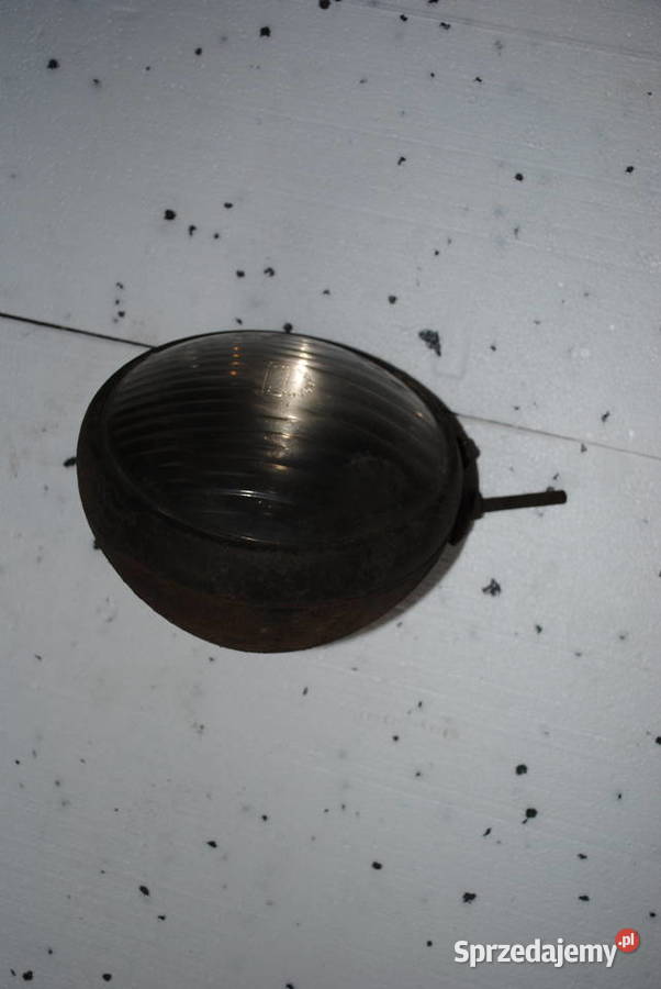 Lampa przednia ciężarówki