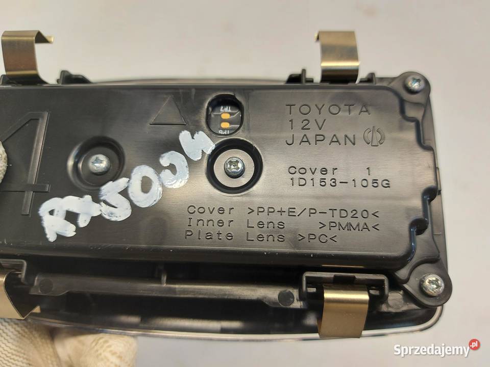 LEXUS RX500H V 5 2023 LAMPKA PODSUFITKI sprzedam