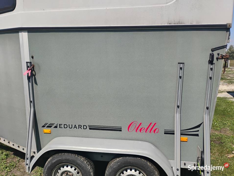 Przyczepa do transportu koni Rok produkcji 2001 świętokrzyskie Chotel Czerwony