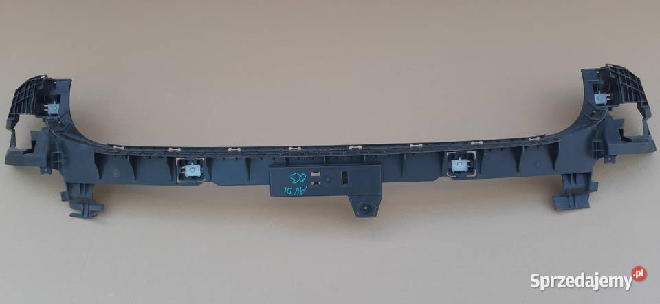 AUDI Q3 SPORTBACK ŚLIZG ZDERZAKA TYŁ ŚRODKOWY Karoseria Trzciel