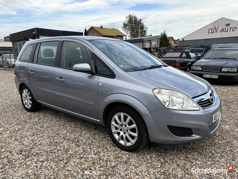 Opel Zafira 18 benzyna Nowy rozrząd i olej Z Białystok