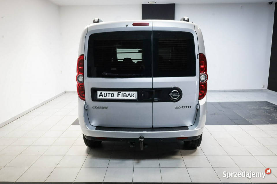 Opel Combo L2H1 TourVanSalon 135KM