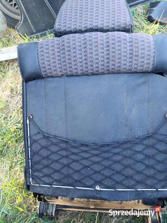 W123 coupe tapicerkasiedzenia boczki Pozostałe Bochnia