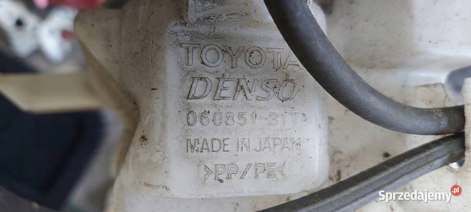 ZBIORNICZEK SPRYSKIWACZY TOYOTA PRIUS III 0915 osobowe Zbiorniki płynu do spryskiwaczy Międzychód