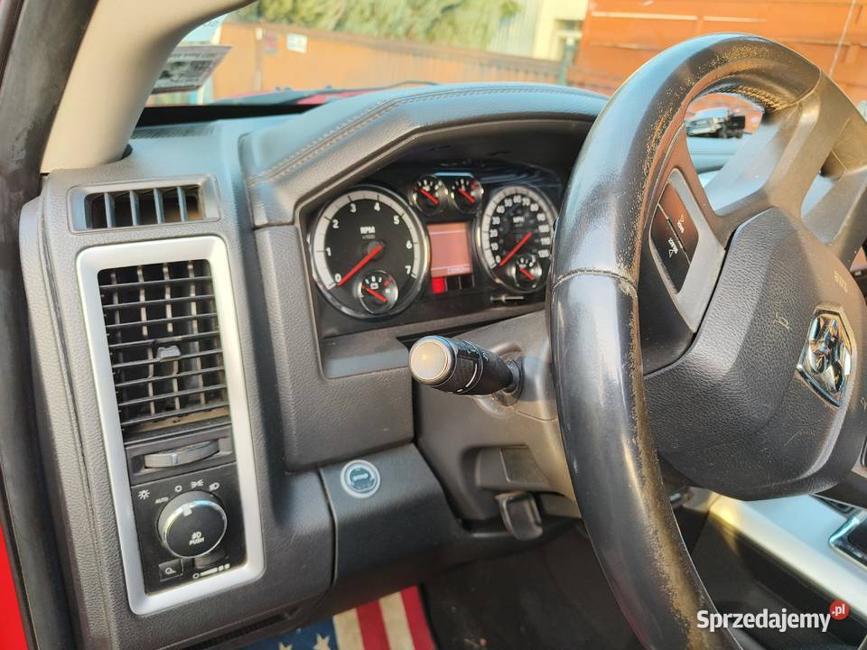 Dodge Ram 57 sprzedam zamienię na dużego suva gniazdo AUX Trzebnica sprzedam