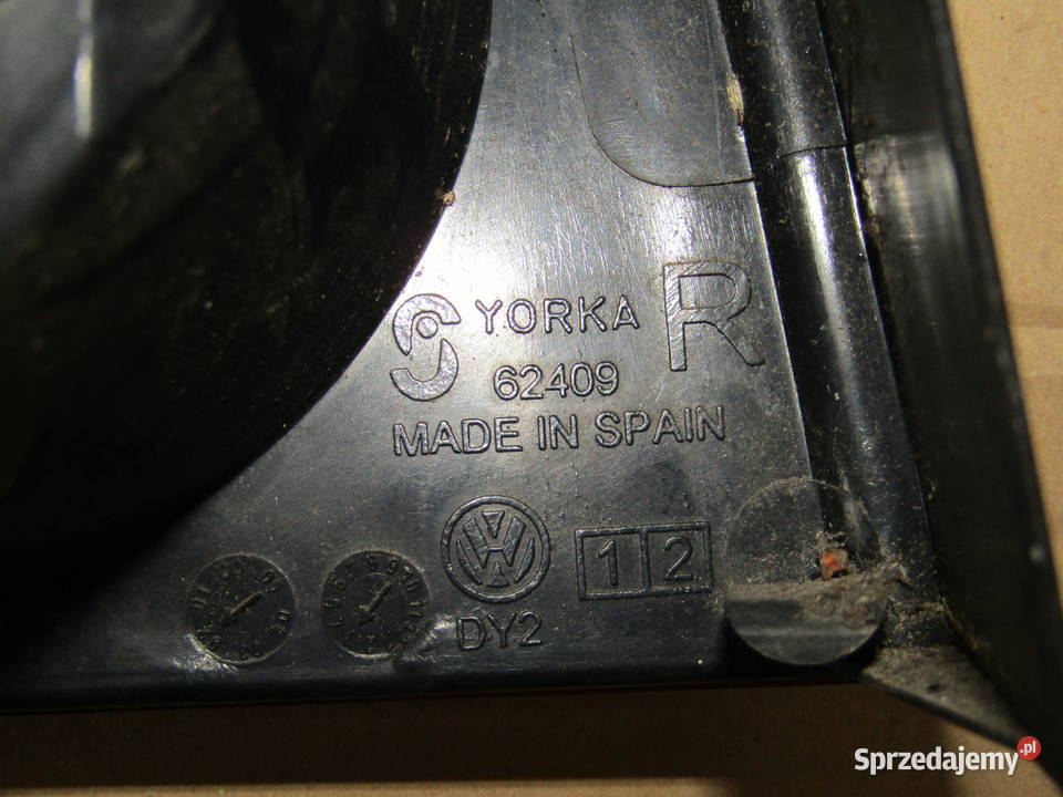 LAMPA TYLNA PRAWALEWA VW POLO IV 9N 62409 Lampy tylne Mysłaków sprzedam