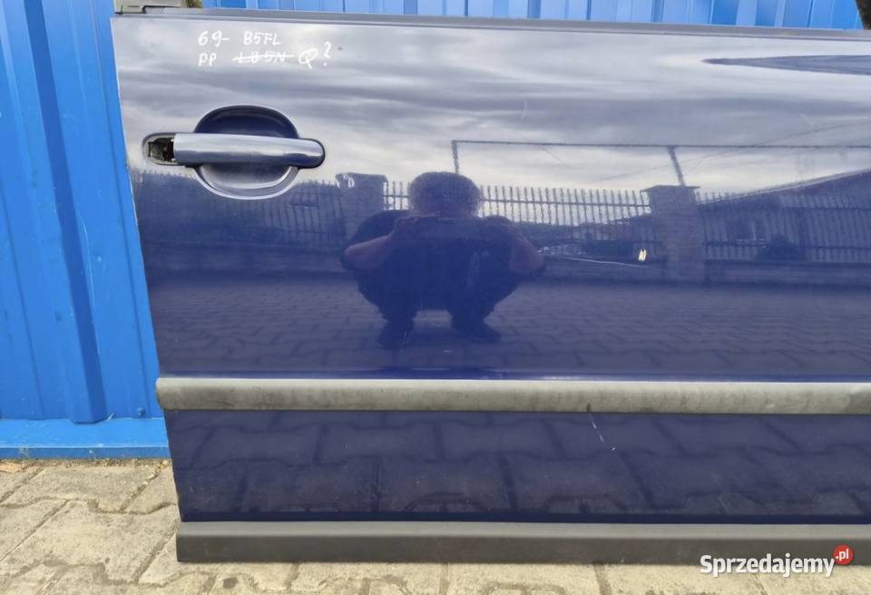 DRZWI PRZÓD PRAWY PRAWE VW PASSAT B5 FL Działoszyce