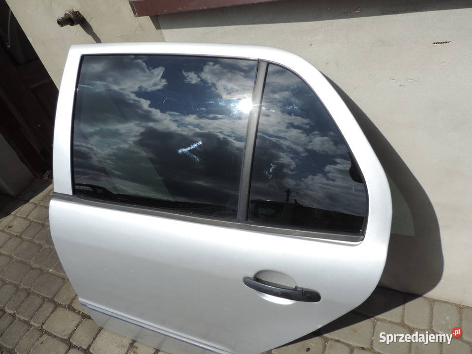 SKODA FABIA 1 HB DRZWI LEWY TYŁ