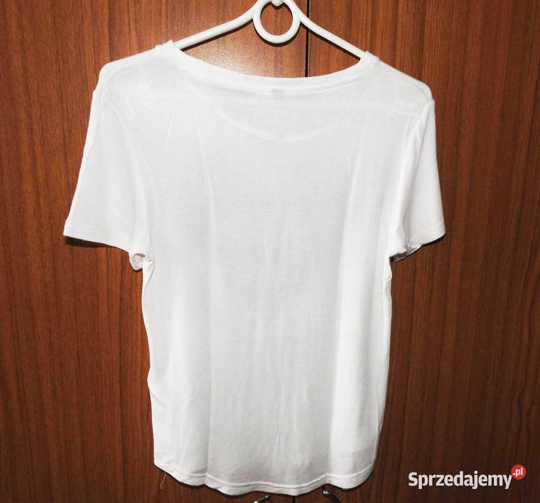 Biały TShirt damski Divided Przemyśl