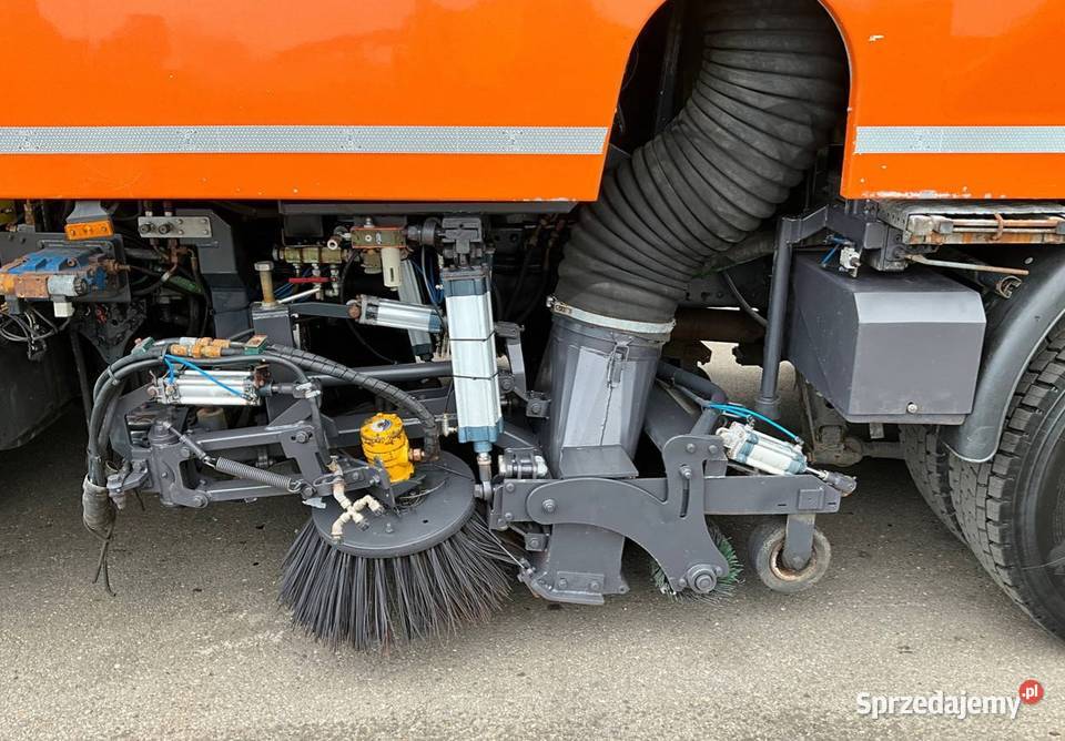 Komunalny Zamiatarka Warszawa