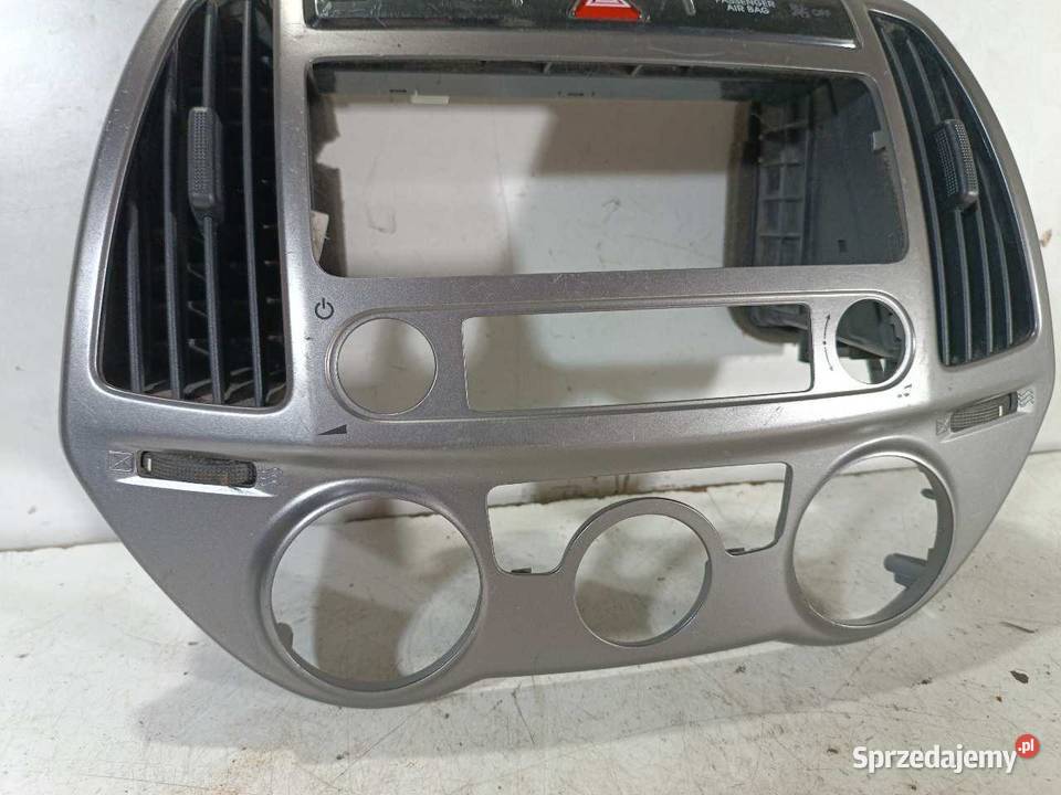 RAMKA RADIA HYUNDAI I20 LIFT Osłony i zaślepki Osłony i zaślepki wielkopolskie