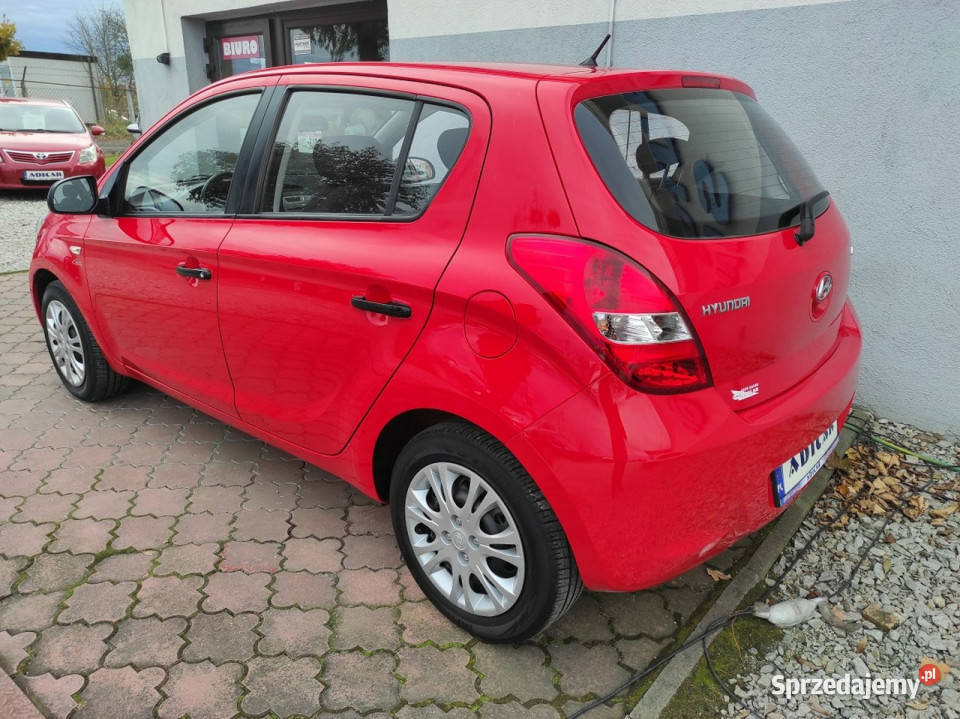 Hyundai i20 14 benzyna klima podgrz fotele wspomaganie kierownicy i20 śląskie Racibórz