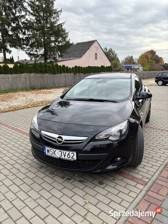 Opel astra j gtc Leopoldów