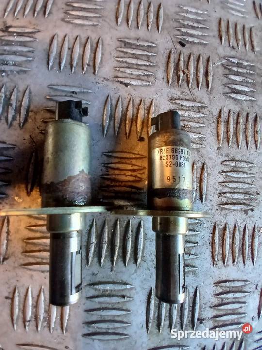 Zawór faz rozrządu Jaguar 30 V6 XR8E6B297AD Radłów