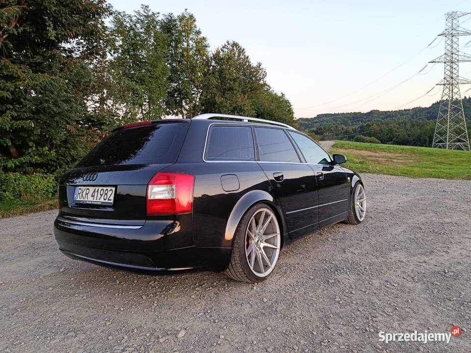 Audi A4B6 2002r 19tdi AWX AVANT na felgach Rok produkcji 2002 Dukla