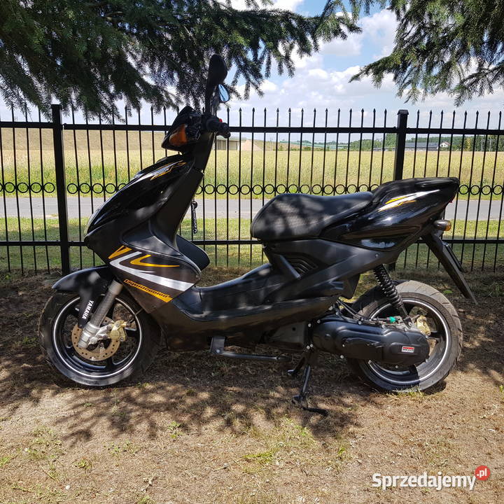 YAMAHA AEROX 50 2T MBK NITRO 2010 oryginalny Motocykle, skutery, quady Lublin